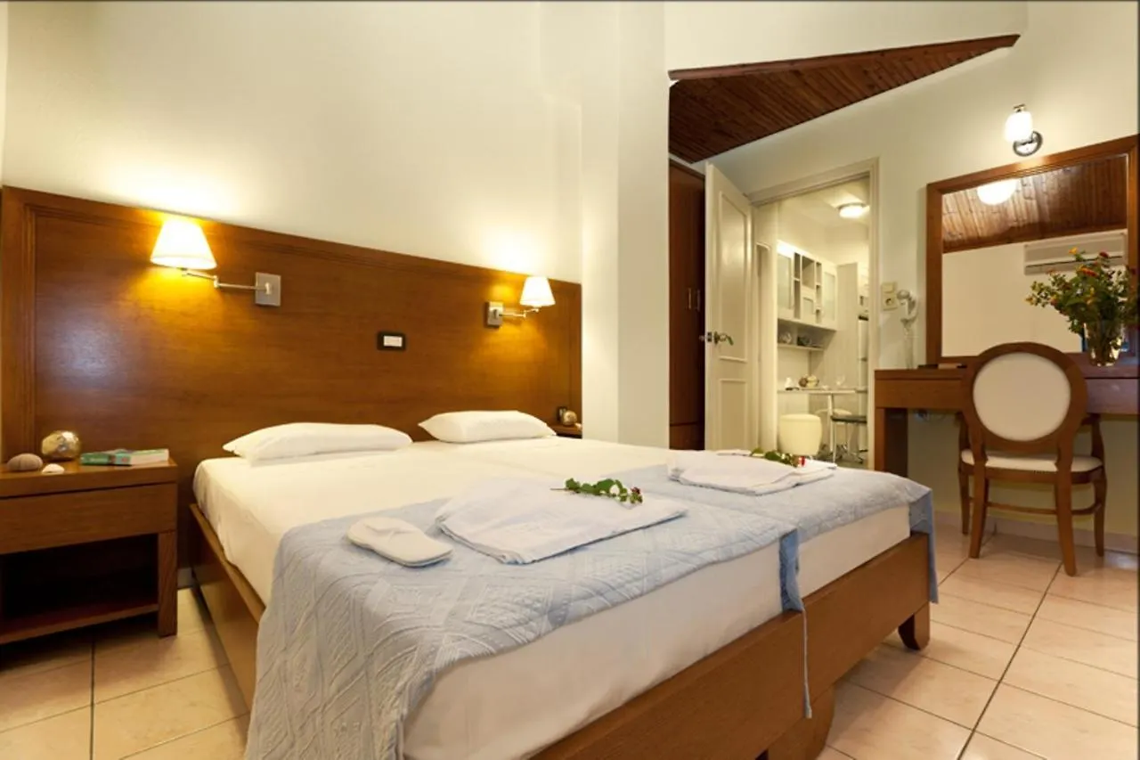 Giorgi'S Blue Apartments Kalathas