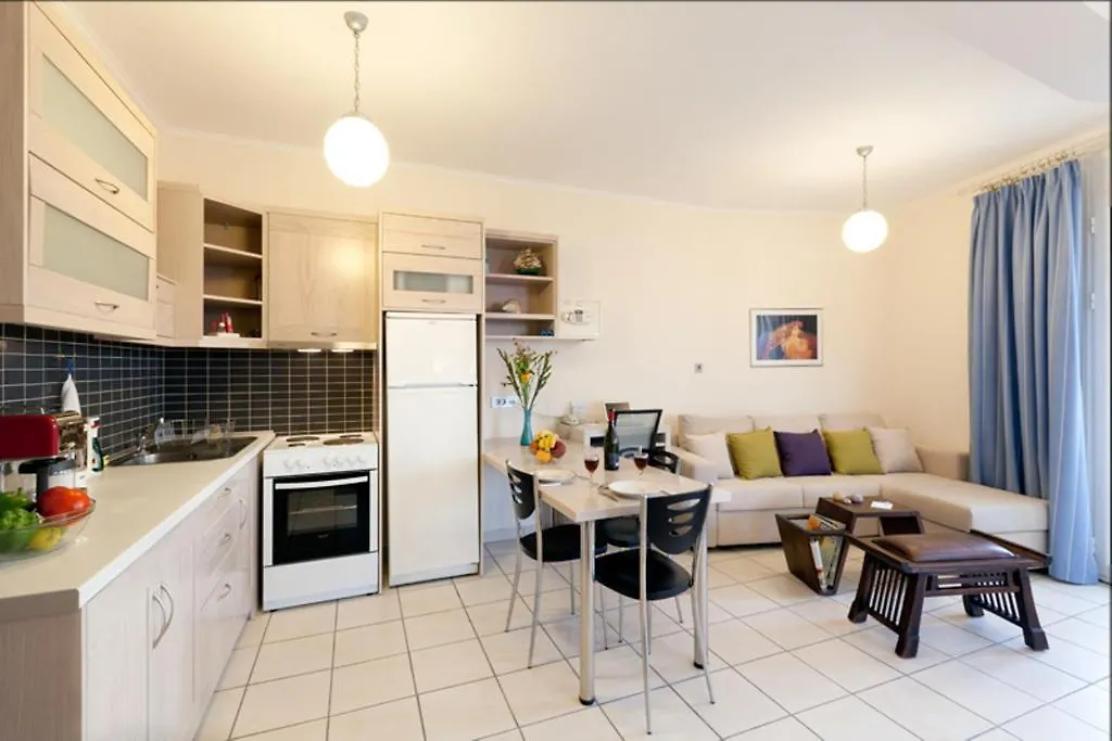Giorgi'S Blue Apartments Kalathas Yunanistan