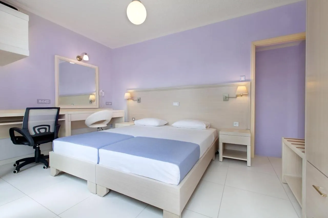 Aparthotel Giorgi'S Blue Apartments Kalathas